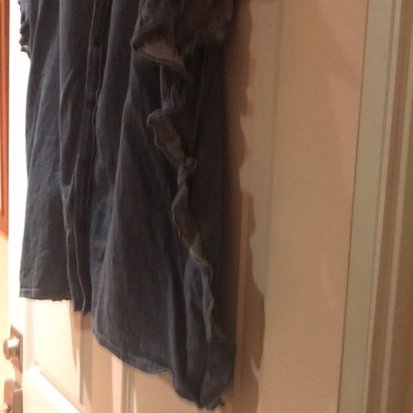 Shirt - Picture 3 of 3